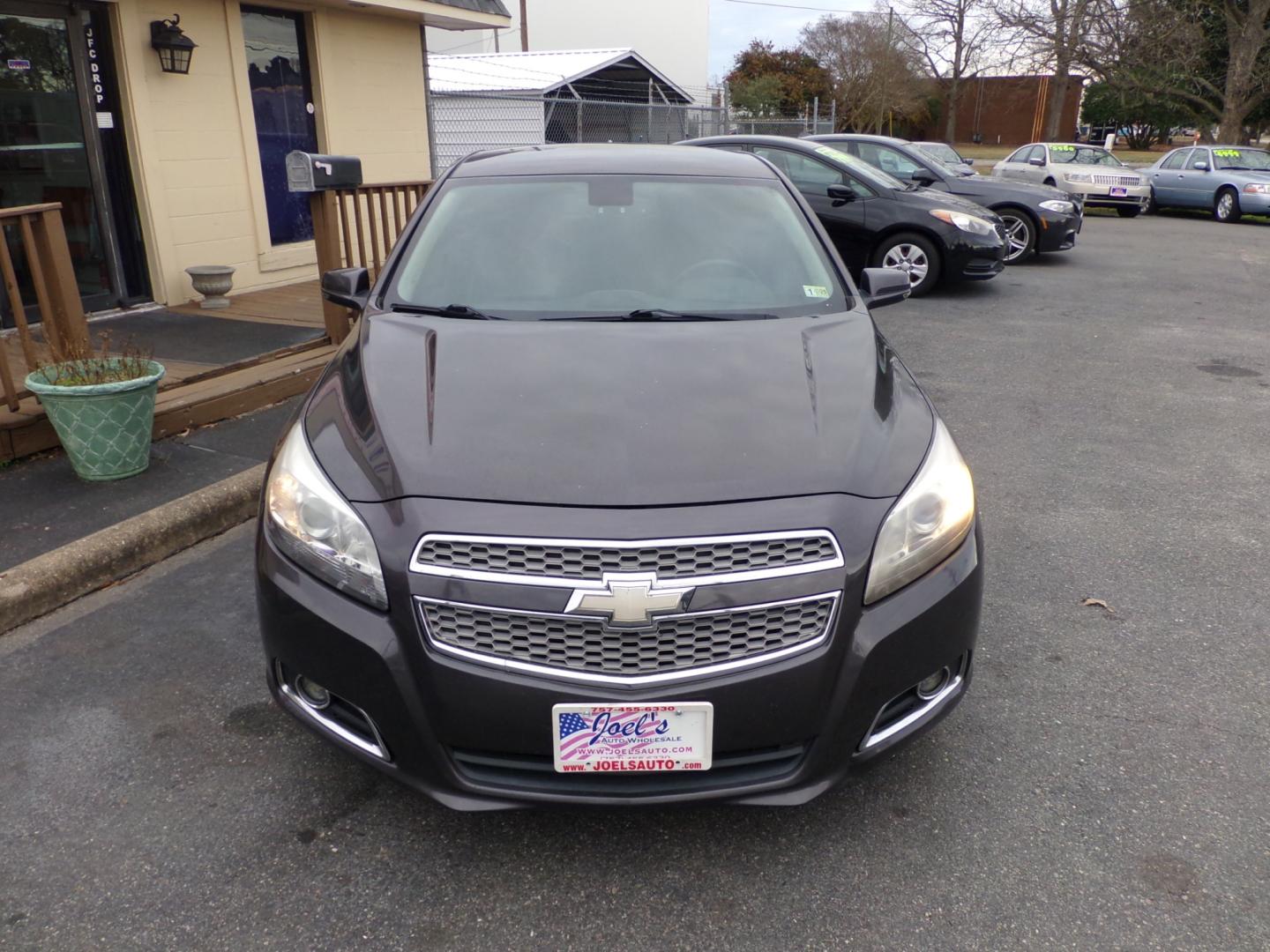 2013 Gray Chevrolet Malibu (1G11H5SA1DF) , Automatic transmission, located at 5700 Curlew Drive, Norfolk, VA, 23502, (757) 455-6330, 36.841885, -76.209412 - Photo#3